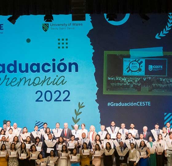 Graduación CESTE